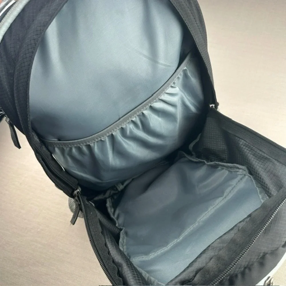 Rupumpack Hydration Backpack Black Gray Hiking Running Bag with Water Bladder